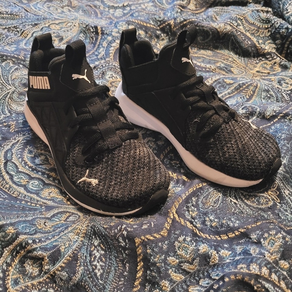 EUC Puma Soft Enzo NXT Sneakers